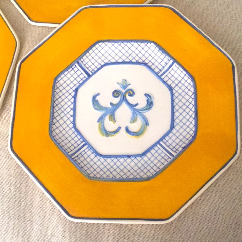 Set of 4 Fitz & Floyd salad/dessert plates - Picture 2 of 5